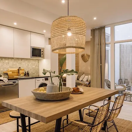 Hinako - 2 Bedrooms And Terrace In Arroios *